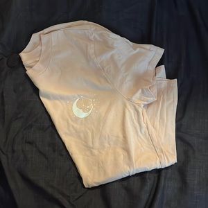 Women’s graphic tee